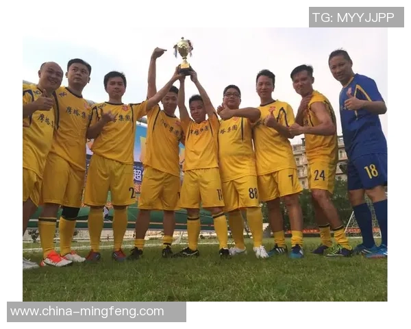 赛后分析：成都足球队与深圳足球队的团队协作表现及启示